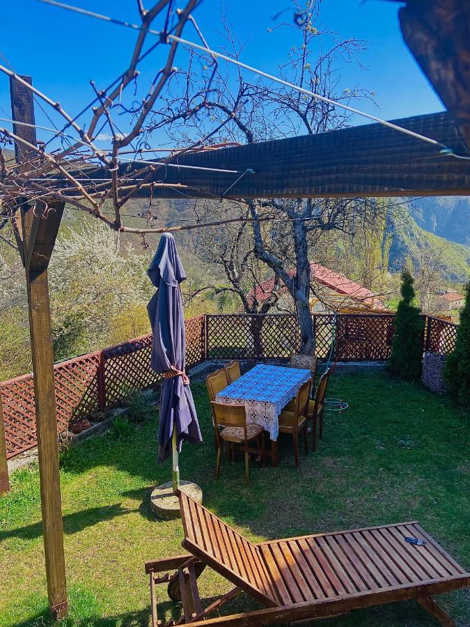 Cottage Modrich Струга Екстериор снимка