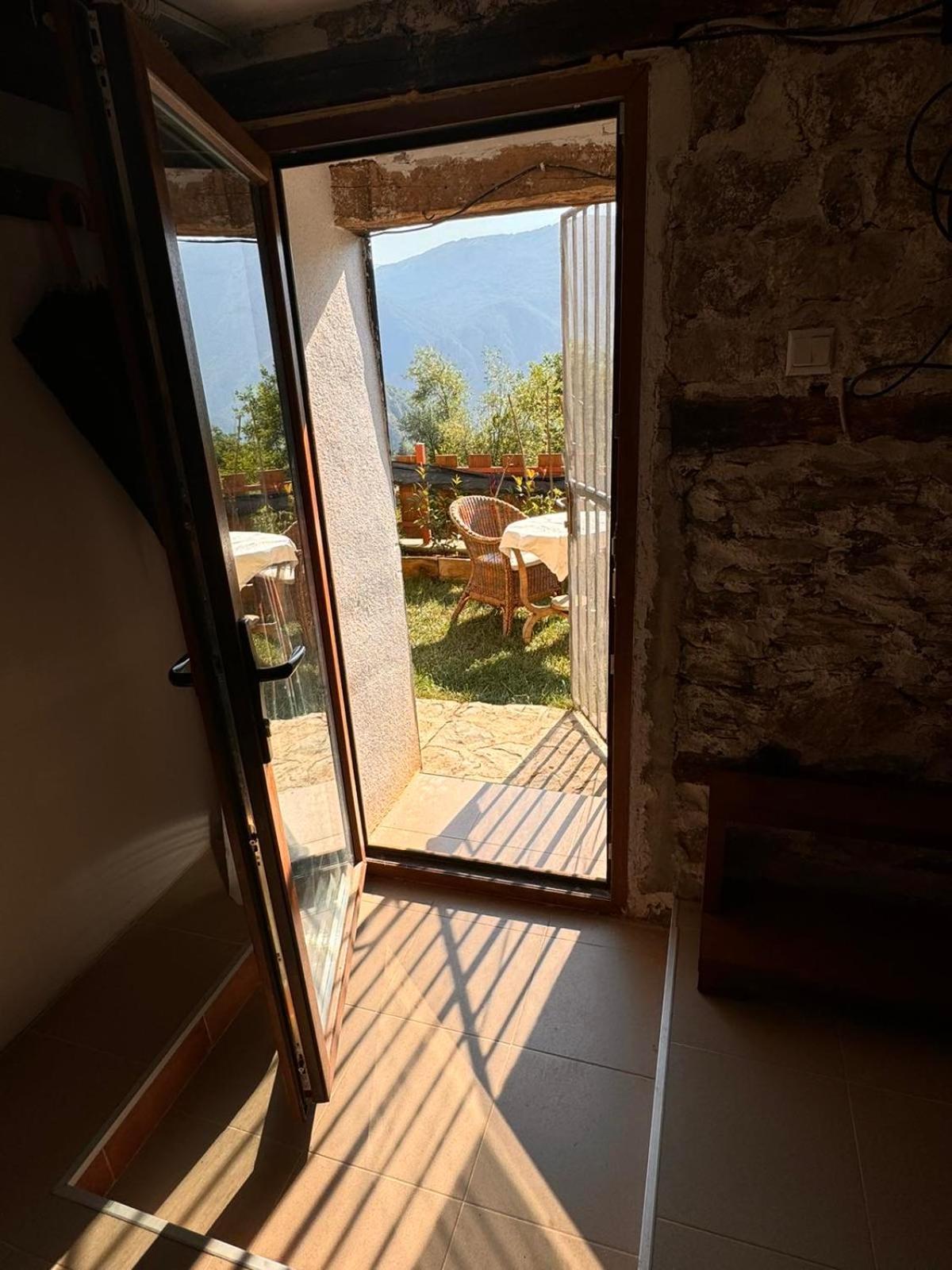 Cottage Modrich Струга Екстериор снимка